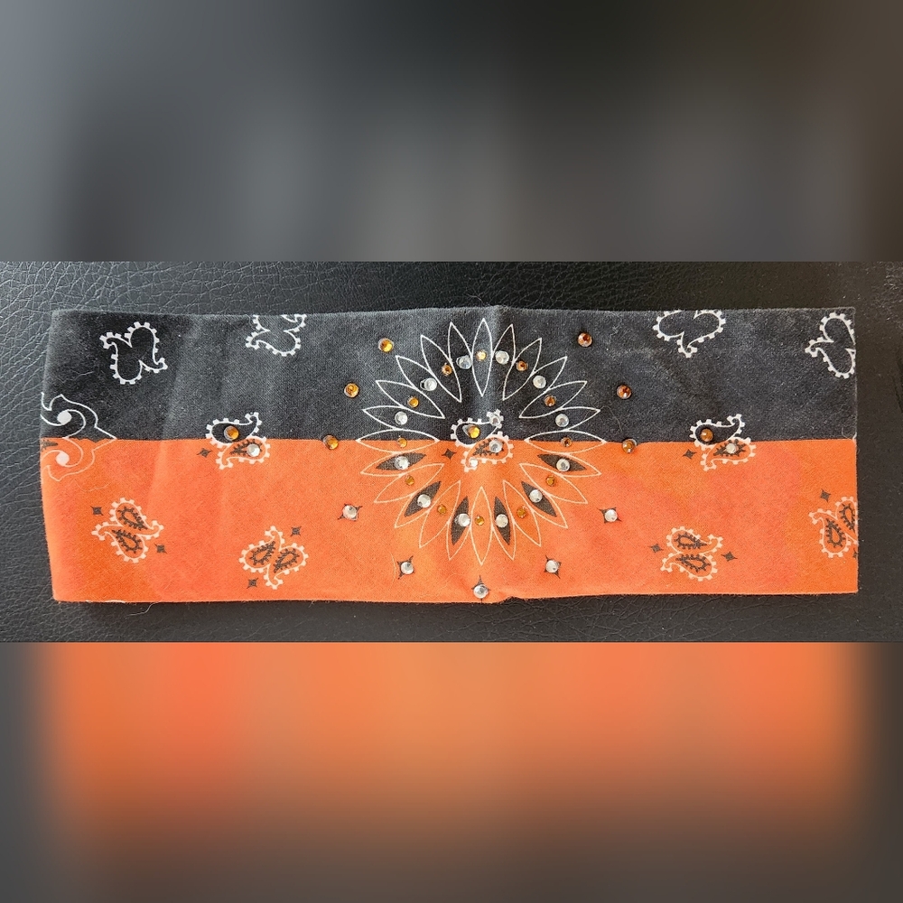 HAV-A-HANK BLACK AND ORANGE PAISLEY SPARKLE HEADBAND